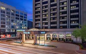 Hilton Indianapolis Hotel & Suites Indianapolis In
